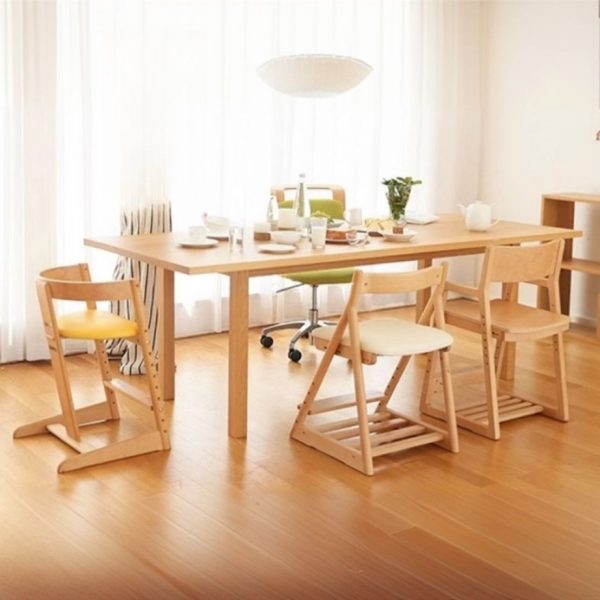 "Beech With Arms Kids Chair with Adjustable Height and Lockable Casters, Upholstered Chair(s)"